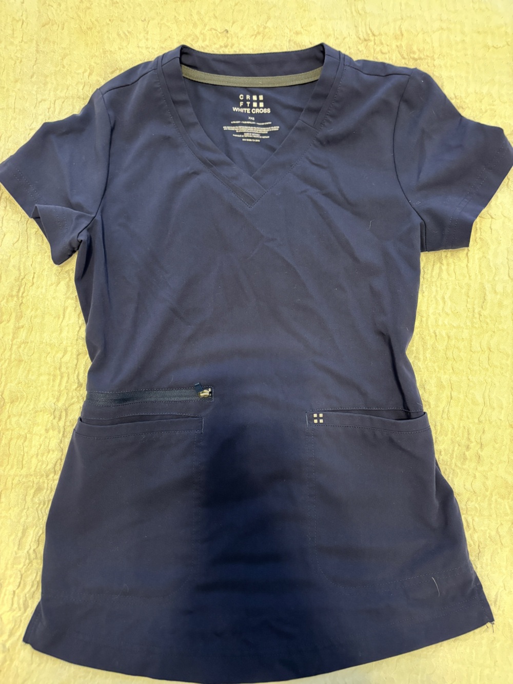 White Cross Navy V-Neck Short Sleeve Scrub Top